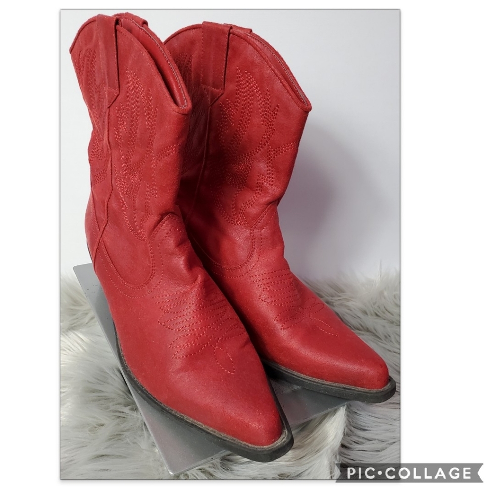 Rampage Red Boots Sz 8.5M